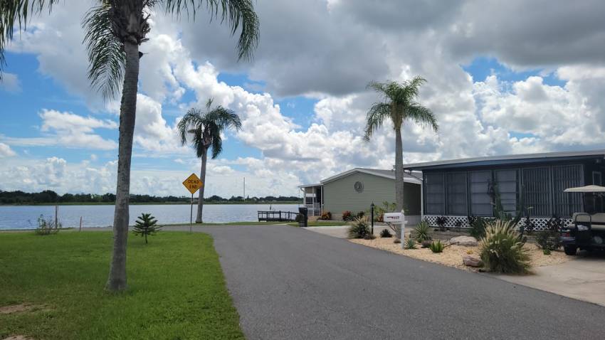 116 King Drive a Winter Haven, FL Mobile or Manufactured Home for Sale